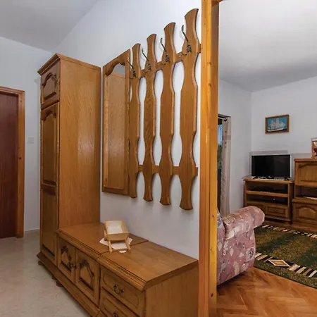 Apartmán 2 Bedroom Amazing In