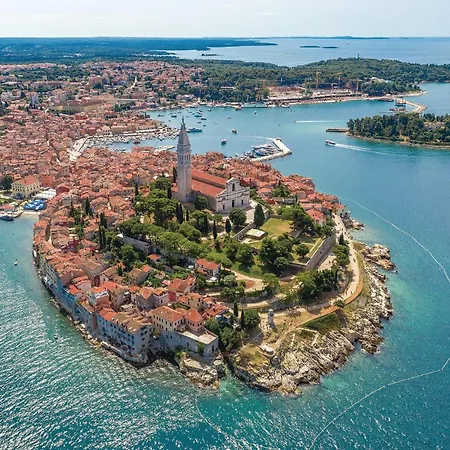 Apartmán 2 Bedroom Amazing In Rovinj